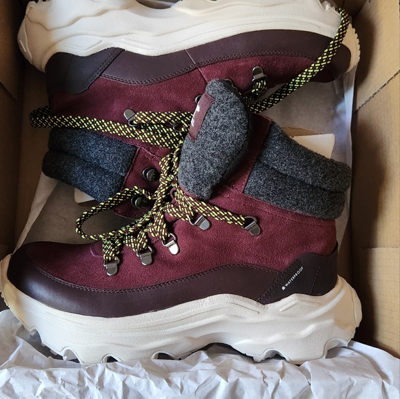 SORELSneaker BootsWomen's Kinetic™ Breakthru Conquest Waterproof Bootie - Picture 9 of 13